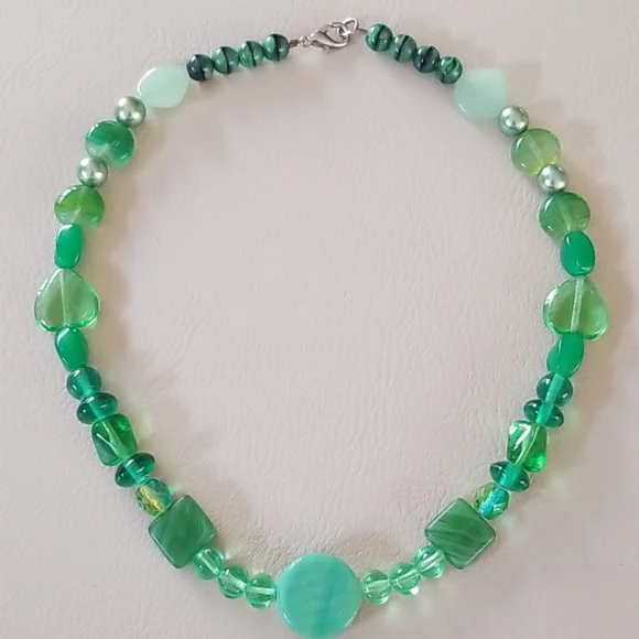 Vintage Glass Bead and Faux Pearl Beaded Necklace - Picture 8 of 16